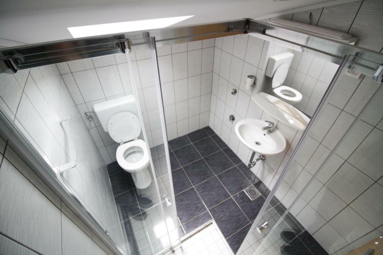 Sebi Apartment 300 M From Beach Ровин Екстериор снимка